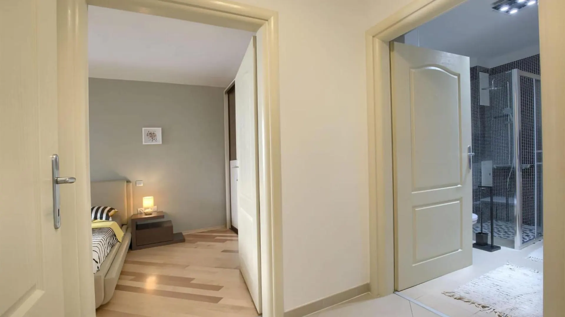 Stunning Apartment In Stinjan With Kitchen